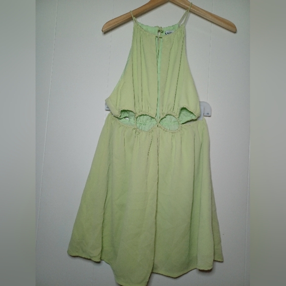 Princess Polly Green Pleated Halter Sundress - Picture 1 of 7